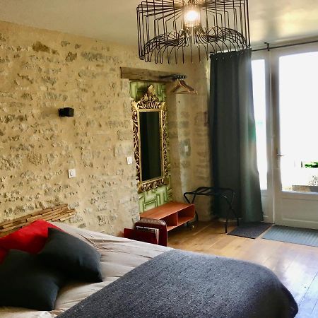 Au Cheval Bleu Bed & Breakfast Fontenay-près-Vézelay Bagian luar foto