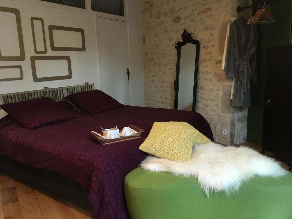Au Cheval Bleu Bed & Breakfast Fontenay-près-Vézelay Bagian luar foto